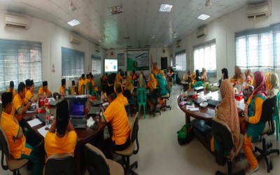 Menggelar In House Traning (IHT)